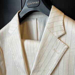 Banana Republic White Linen Stripe Full Suit - Size 40 S Chest | 30 S Pants
